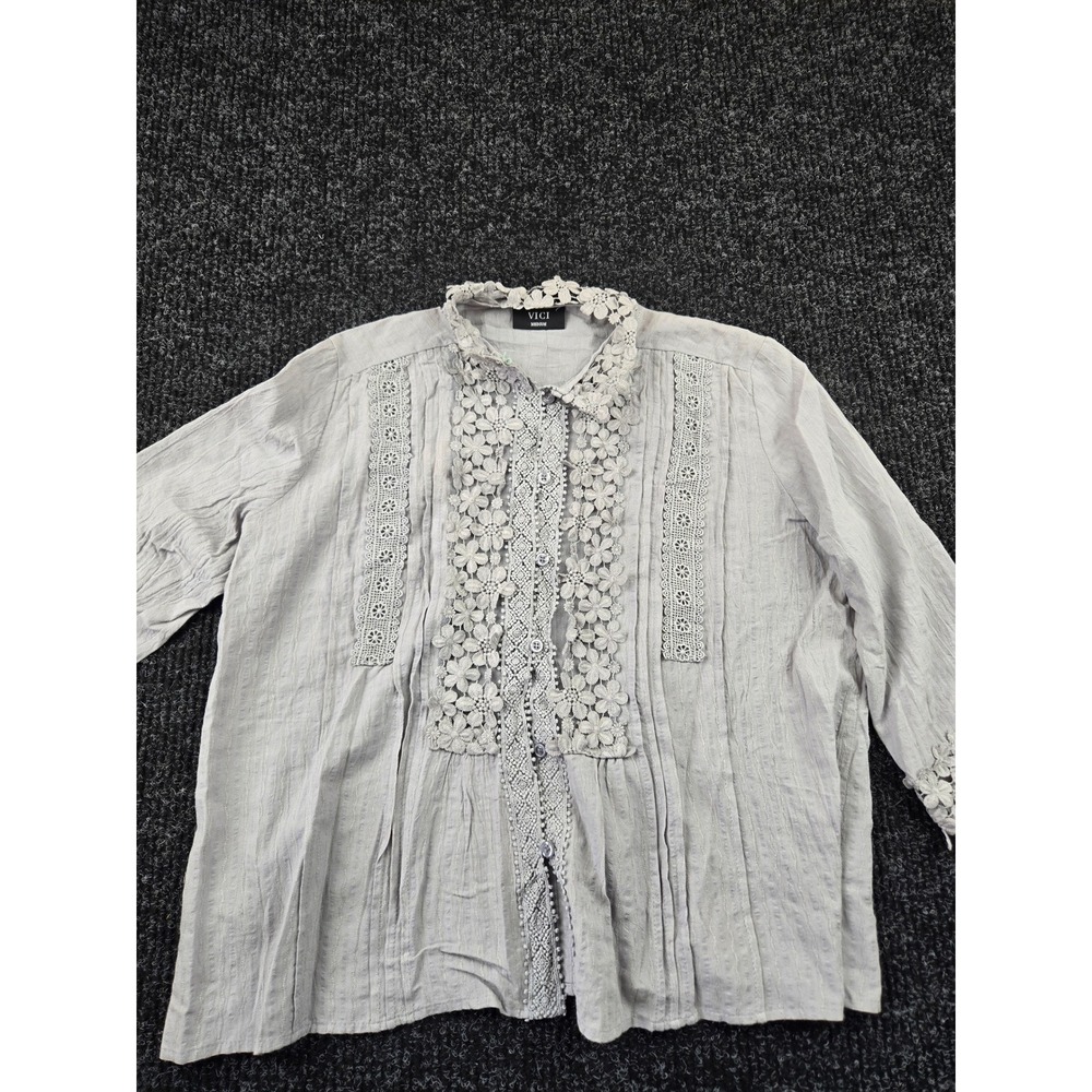 Vici Womens Light‎ Gray Floral Crochet Lace Button Down Cotton Blouse SMT402 M